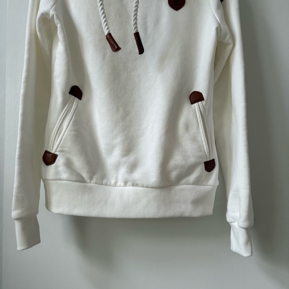 Wanakome Artemis Hooded Sweatshirt in Ivory - Picture 7 of 13